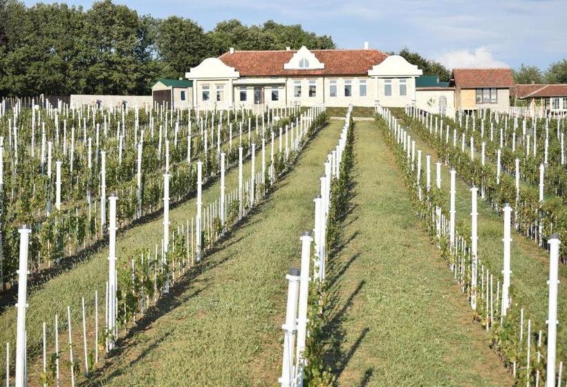 تختخواب و صبحانه Apartmani Bojeresku Negotin