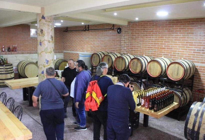 تختخواب و صبحانه Apartmani Bojeresku Negotin