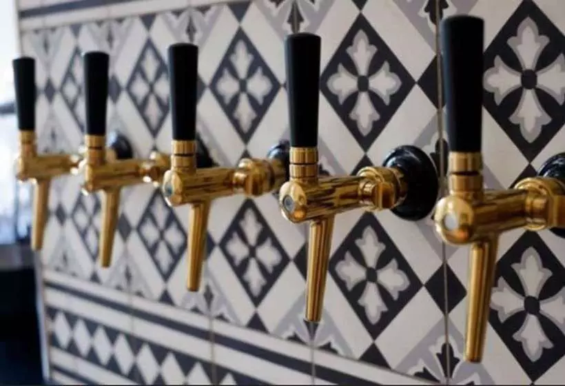 Hotelli Hôtel Villa Raab