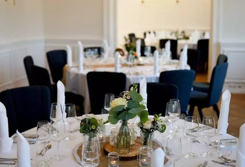 Hotelli Hôtel Villa Raab