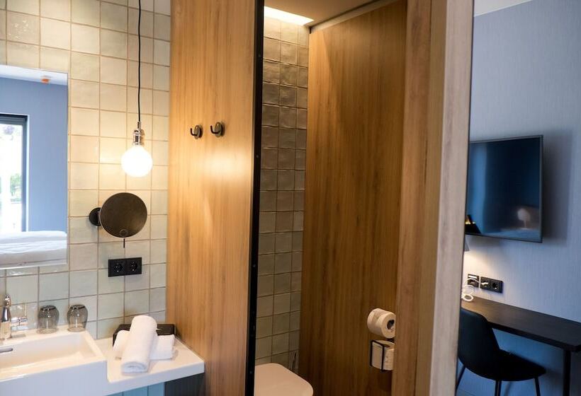 Отель Hôtel Villa Raab