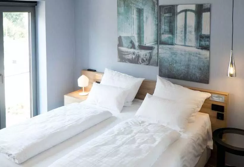 Hotelli Hôtel Villa Raab