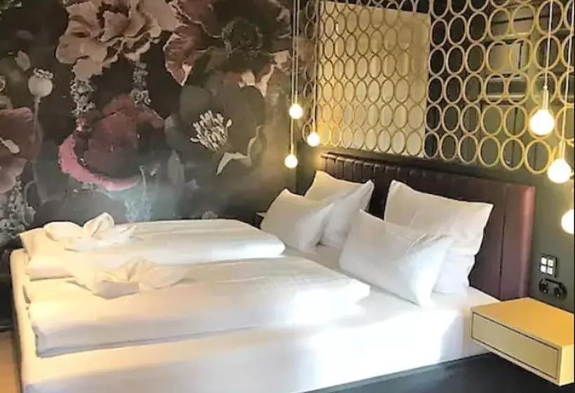 Hotelli Hôtel Villa Raab