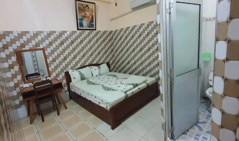 هتل Nhà Nghỉ Việt Nga