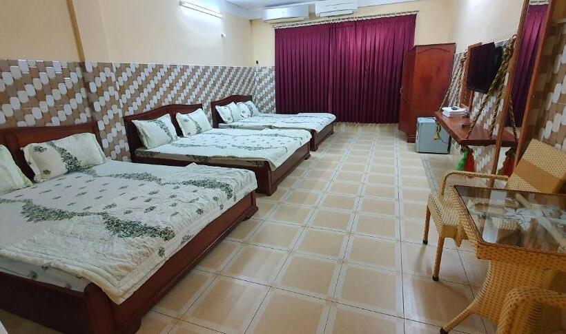 هتل Nhà Nghỉ Việt Nga