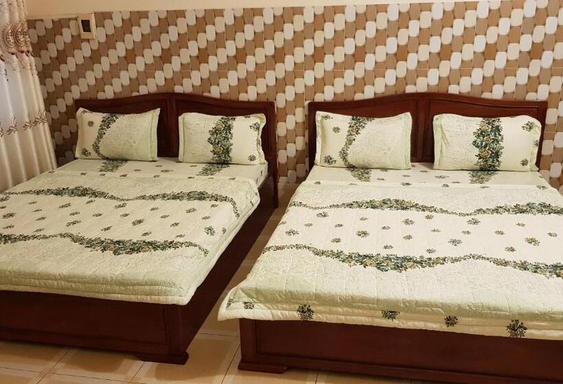 هتل Nhà Nghỉ Việt Nga