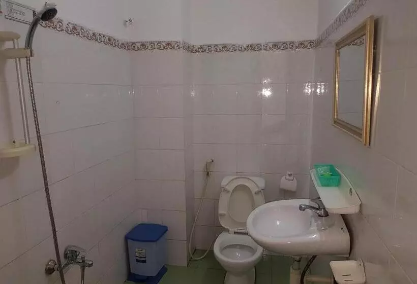 هتل Nhà Nghỉ Việt Nga