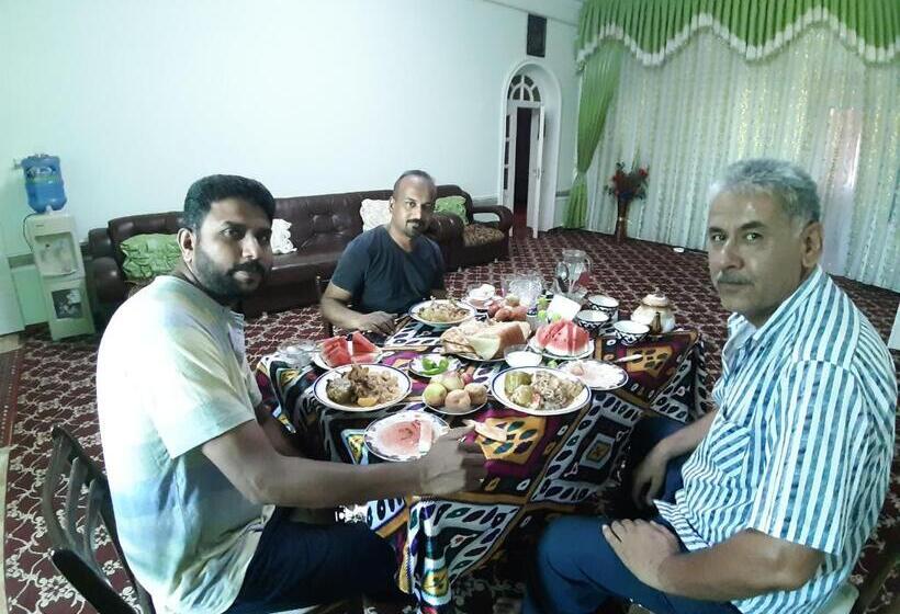 ペンション Khiva Indi Guest House