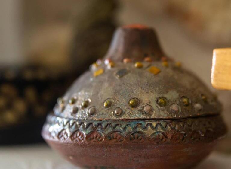 بنسيون Sisinedda