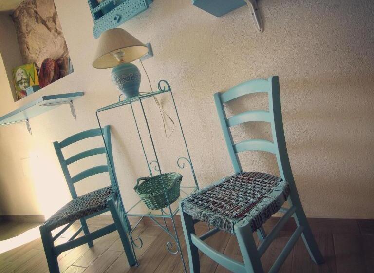 بنسيون Sisinedda