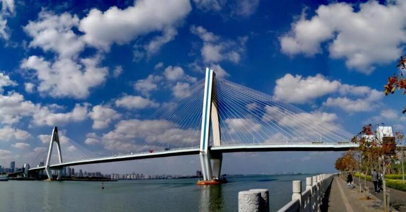 בית מלון כפרי Care Residential