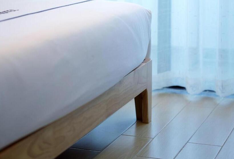 בית מלון כפרי Care Residential