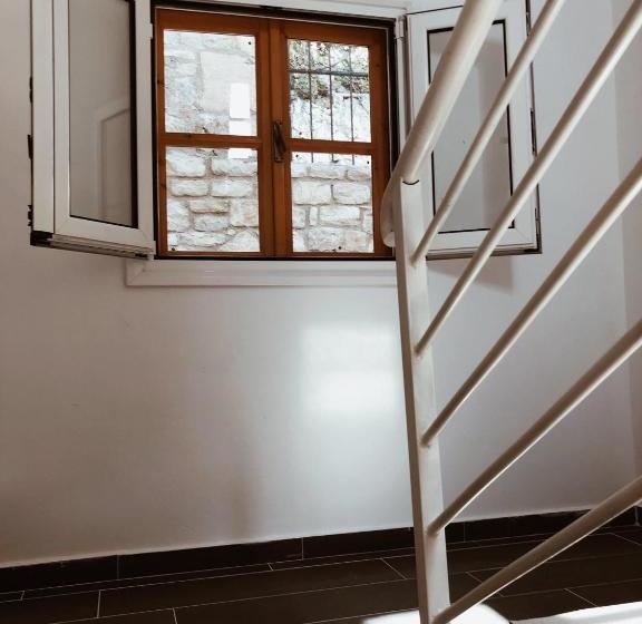 Old Town Hotel Dhermi