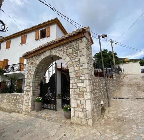 Old Town Hotel Dhermi