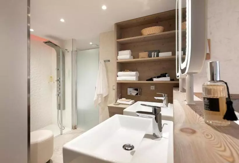 Pierre & Vacances Premium L Hévana