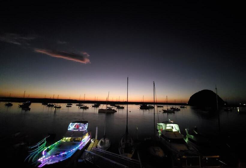 Отель Gray's Inn & Gallery