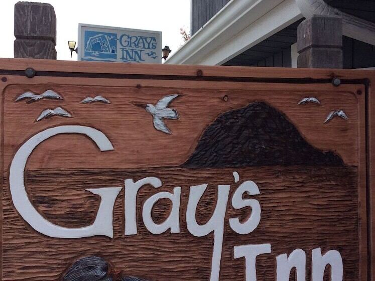 Отель Gray's Inn & Gallery