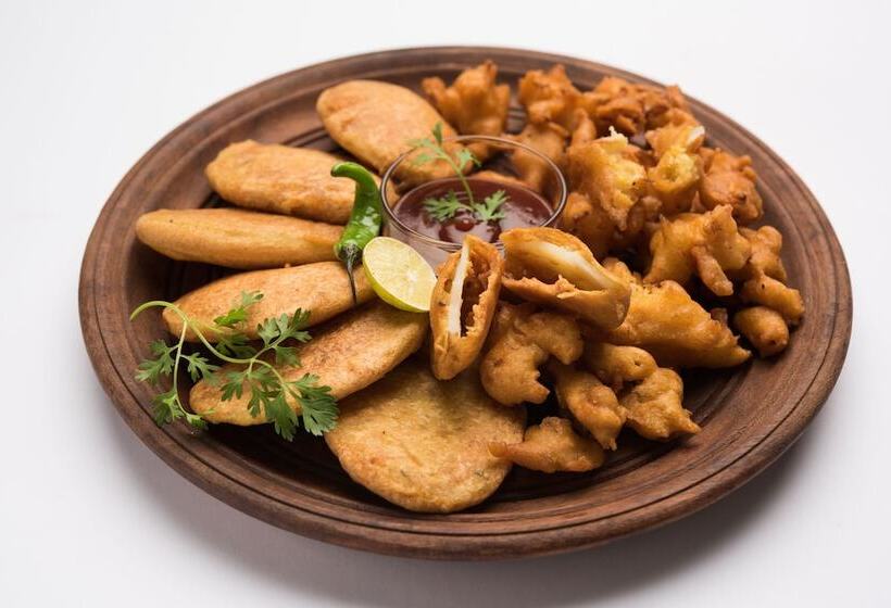 ホテル Oyo 28838 Brv Resorts