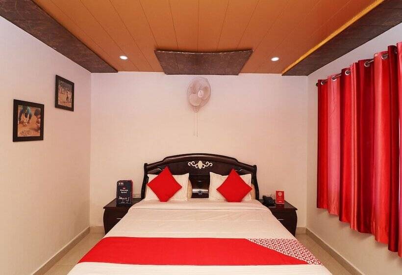 ホテル Oyo 28838 Brv Resorts