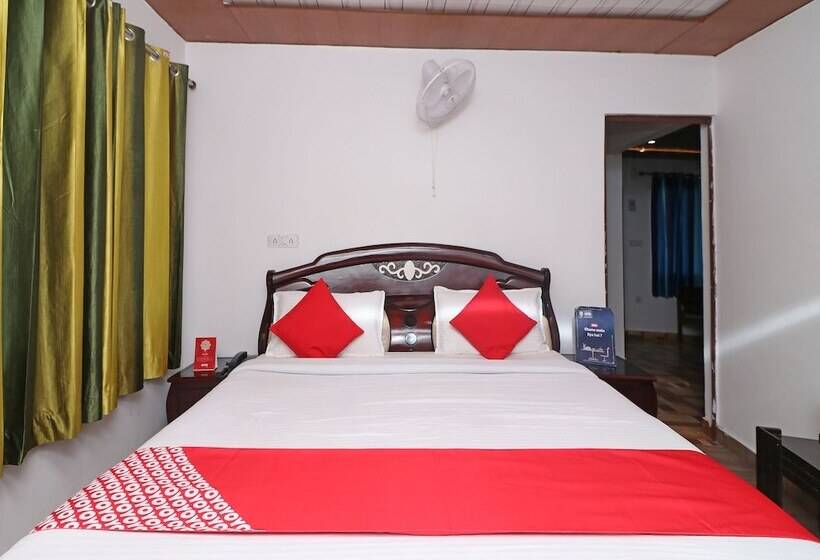 ホテル Oyo 28838 Brv Resorts