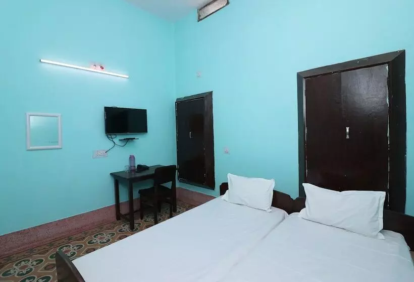 ホテル Spot On 44329 Sri Krishna Inn Lodging & Boarding