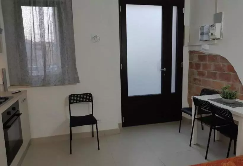 ベッドアンドブレックファースト Lutri Home