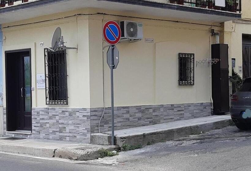 Bed and Breakfast Lutri Home