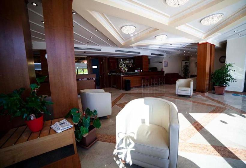 בית מלון כפרי Albergo Villa Maria