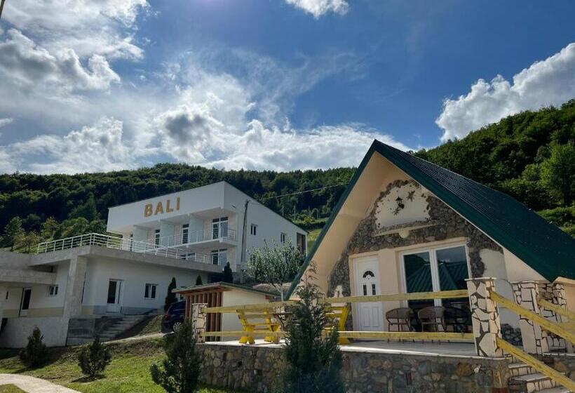 هتل Bali Mountain Resort Montenegro