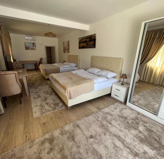 هتل Bali Mountain Resort Montenegro