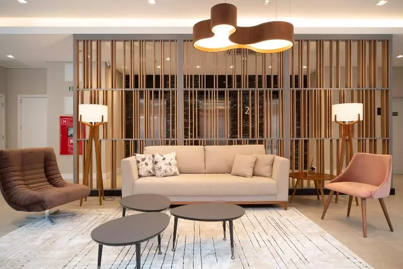 ホテル Laghetto Estação