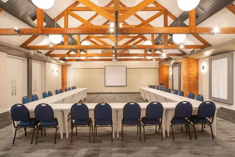 ホテル Laghetto Estação