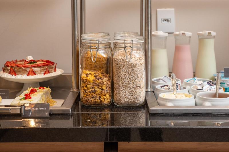 Hotel Laghetto Estação