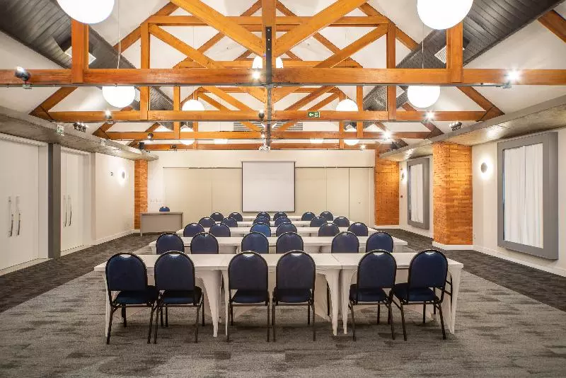 ホテル Laghetto Estação