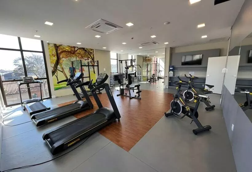 ホテル Laghetto Estação