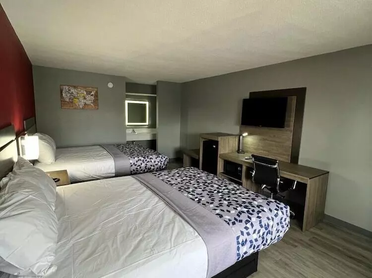 Отель Econo Lodge Kennett