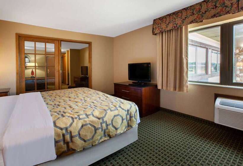 Hotel Baymont By Wyndham Franklin