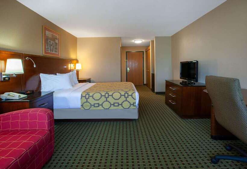 Hotel Baymont By Wyndham Franklin