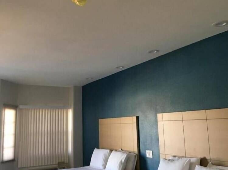 בית מלון כפרי Cali Inn