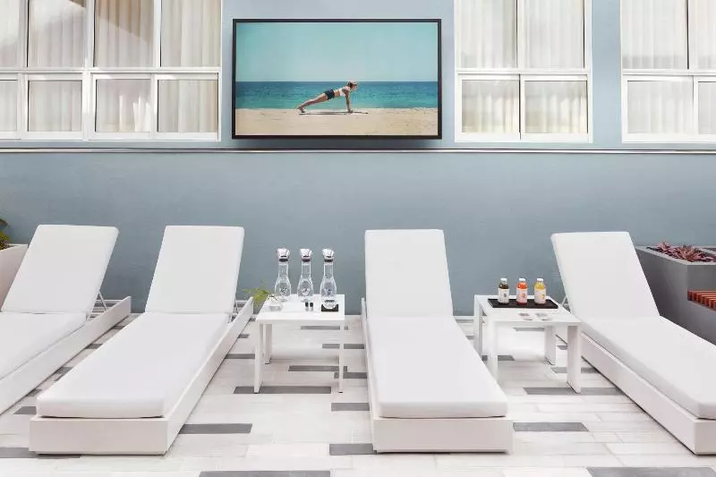 Casa Madrona Hotel And Spa