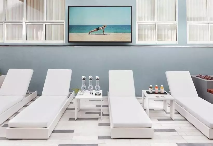 Casa Madrona Hotel And Spa