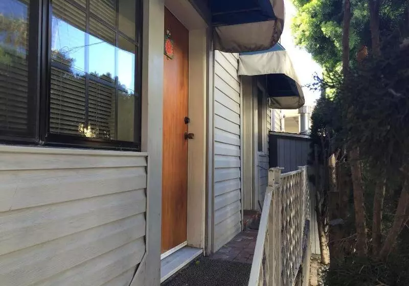 هتل Catalina Island Seacrest Inn