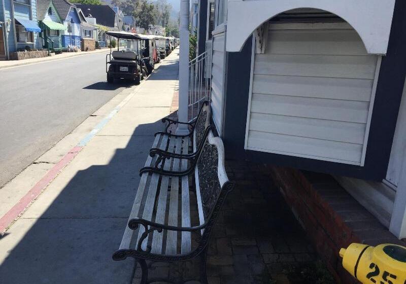 فندق Catalina Island Seacrest Inn