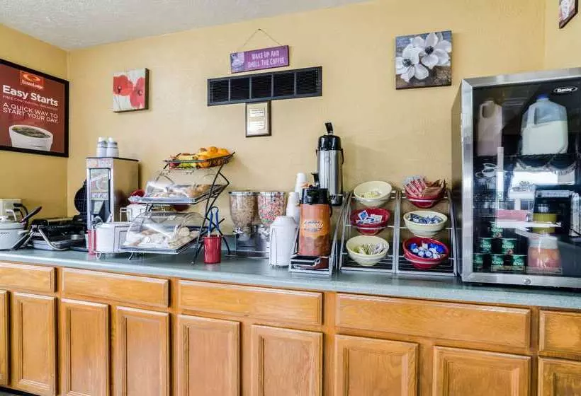 Отель Econo Lodge