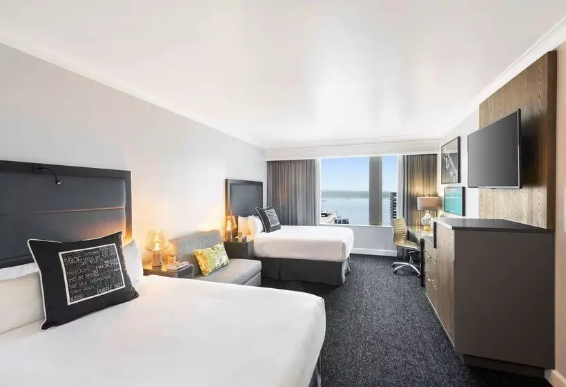 ホテル Hilton Motif Seattle