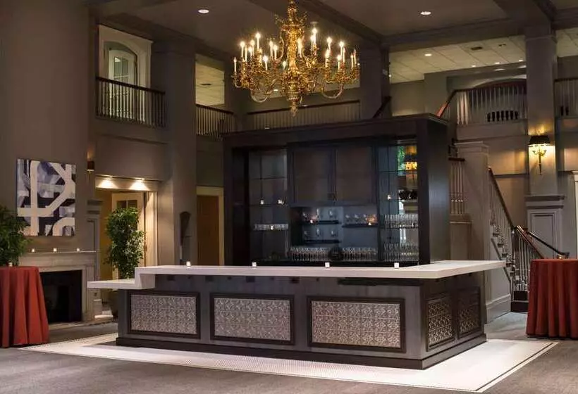 Отель Hilton Motif Seattle