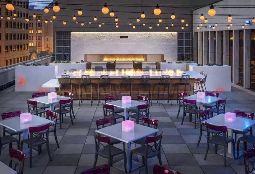 ホテル Hilton Motif Seattle