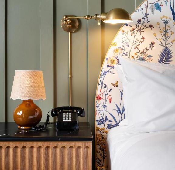 ホテル Le Petit Pali At Ocean Ave