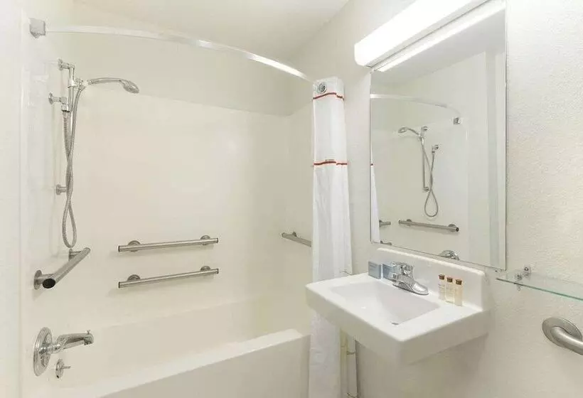 ホテル Mainstay Suites Louisville Jeffersontown