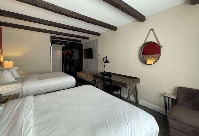 The Century House, Ascend Hotel Collection